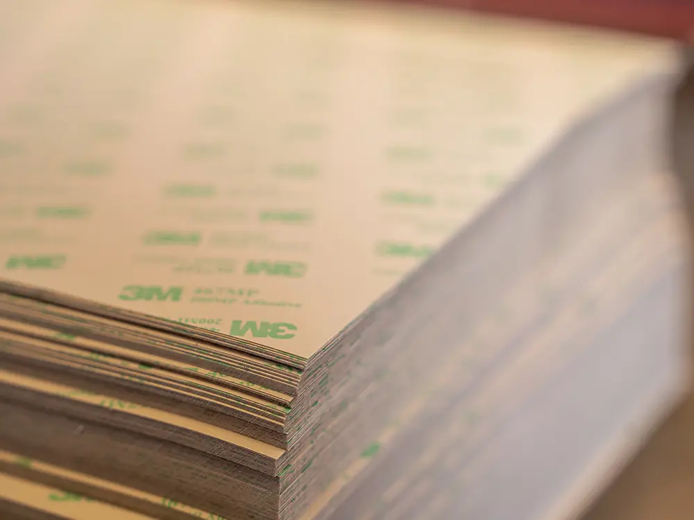 3M Klebefolien und Klebstoffe